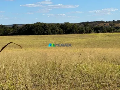 Fazenda/Sítio com 2 Quartos à venda, 165m² no Área Rural de Curvelo, Curvelo
