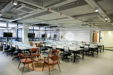 Sala Comercial para alugar, 1017m² no Jardim Karaíba, Uberlândia