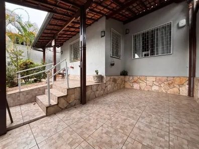 Casa com 3 Quartos à venda, 75m² no Santa Branca, Belo Horizonte