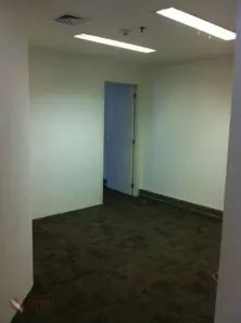 Sala Comercial para alugar, 214m² no Vila Olímpia, São Paulo