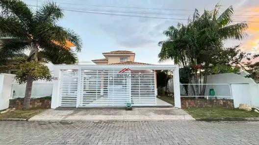 Casa de Condomínio com 3 Quartos à venda, 240m² no Caravelas, Armação dos Búzios