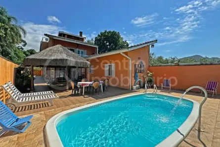 Casa com 8 Quartos à venda, 267m² no Quinta do Guarau, Peruíbe