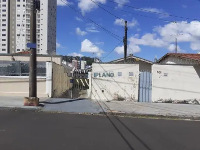 Casa com 2 Quartos à venda, 139m² no Cidade Jardim, São Carlos