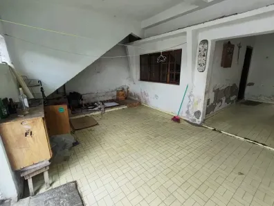 Sobrado com 4 Quartos à venda, 220m² no Vila Scarpelli, Santo André