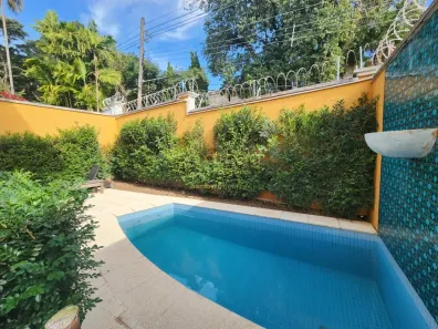 Casa de Condomínio com 3 Quartos à venda, 215m² no Jardim Morumbi, São Paulo