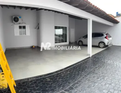 Casa com 3 Quartos à venda, 212m² no Segismundo Pereira, Uberlândia