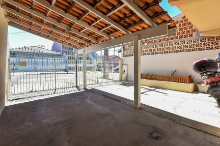 Sobrado com 4 Quartos à venda, 140m² no Cidade Industrial, Curitiba
