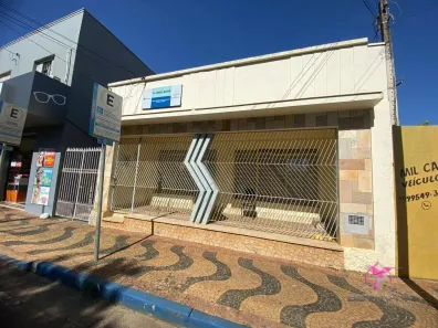 Ponto Comercial para alugar, 322m² no Centro, Leme