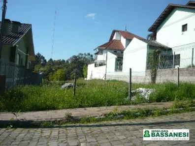 Lote/Terreno à venda, 360m² no Nossa Senhora da Saúde, Caxias do Sul