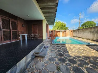 Casa com 5 Quartos à venda, 520m² no Tauape, Fortaleza