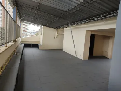 Casa com 3 Quartos à venda, 200m² no Olaria, Rio de Janeiro