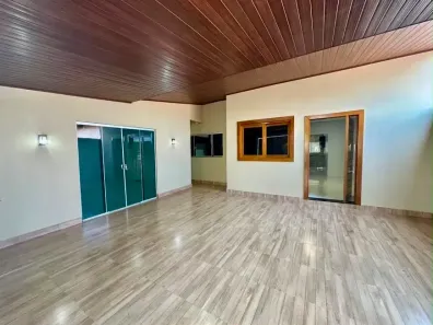 Casa com 3 Quartos à venda, 152m² no Jardim das Cascatas, Aparecida de Goiânia