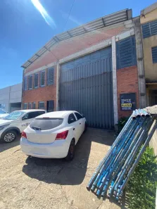 Galpão/Depósito/Armazém para alugar, 330m² no Esplanada, Caxias do Sul