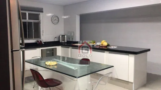 Sobrado com 3 Quartos para alugar, 174m² no Santa Terezinha, Santo André