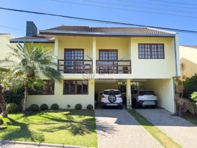 Casa de Condomínio com 3 Quartos à venda, 201m² no Santa Cândida, Curitiba