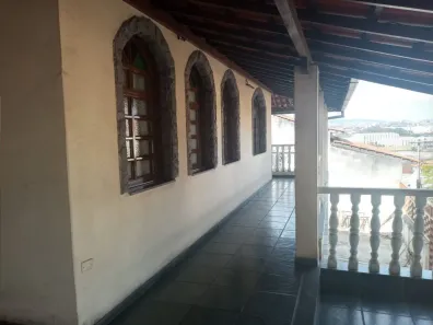 Casa com 3 Quartos à venda, 402m² no Camargos, Belo Horizonte