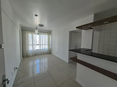 Apartamento com 2 Quartos para alugar, 65m² no Candeal, Salvador