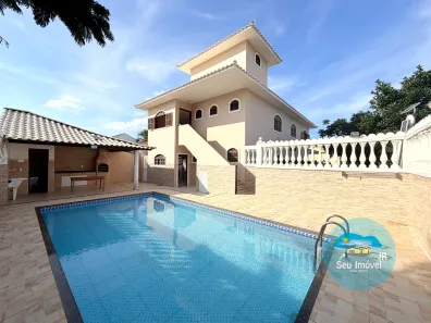 Casa com 4 Quartos à venda, 316m² no Centro (Praia Seca), Araruama
