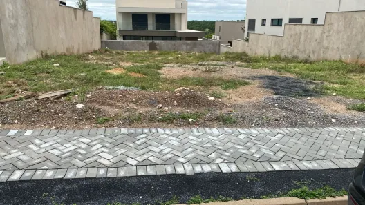 Lote/Terreno à venda, 447m² no Núcleo Habitacional Sucuri, Cuiabá