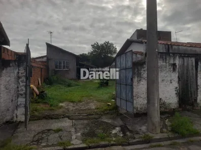 Casa com 2 Quartos à venda, 51m² no Jardim Gurilândia, Taubaté