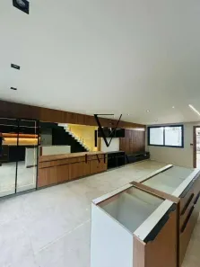 Sobrado com 3 Quartos à venda, 140m² no Xaxim, Curitiba