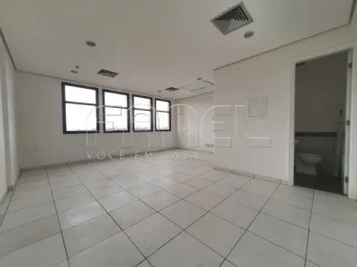 Sala Comercial para alugar, 30m² no Vila Progredior, São Paulo