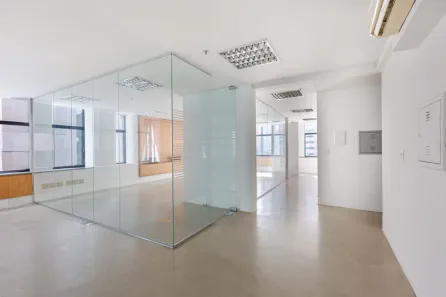 Ponto Comercial para alugar, 245m² no Vila Olímpia, São Paulo