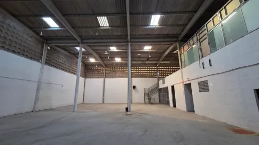 Galpão/Depósito/Armazém para alugar, 2177m² no Vila Laura, Salvador