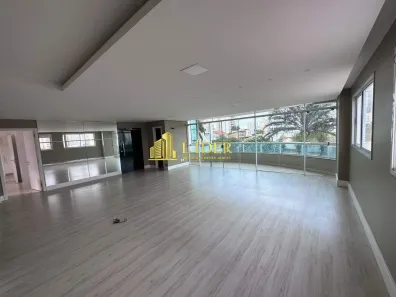 Apartamento com 3 Quartos para alugar, 170m² no Osvaldo Rezende, Uberlândia