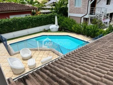 Casa de Condomínio com 4 Quartos à venda, 300m² no Itacoatiara, Niterói