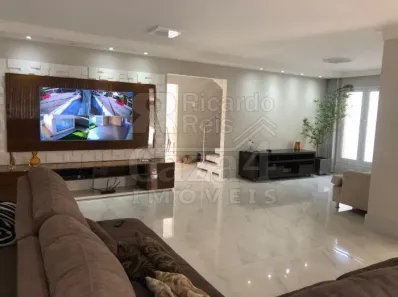 Sobrado com 3 Quartos à venda, 270m² no Jardim Campo Grande, São Paulo