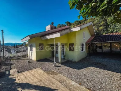 Casa com 3 Quartos à venda, 124m² no Souza Cruz, Brusque