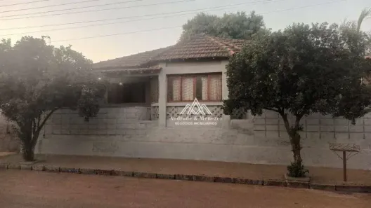 Fazenda/Sítio com 5 Quartos à venda, 703m² no Jurucê, Jardinópolis
