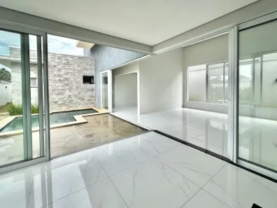 Casa de Condomínio com 3 Quartos à venda, 234m² no Ribeirão do Lipa, Cuiabá