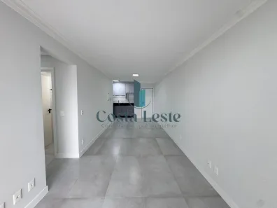 Apartamento com 3 Quartos para alugar, 92m² no Kobrasol, São José