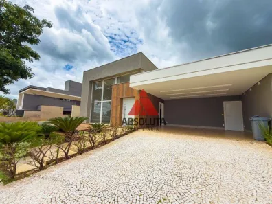 Casa de Condomínio com 3 Quartos à venda, 225m² no Chácara Letônia, Americana