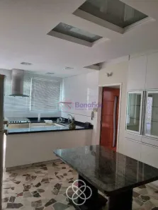 Casa com 3 Quartos para alugar, 204m² no Jardim São Bento, Jundiaí