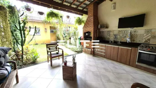 Sobrado com 3 Quartos à venda, 239m² no Vila Guiomar, Santo André