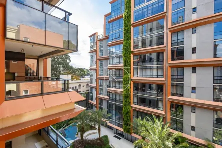 Apartamento com 3 Quartos à venda, 223m² no Cabral, Curitiba