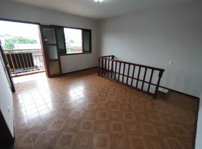Casa com 4 Quartos para alugar, 145m² no Jardim João XXIII, São Paulo