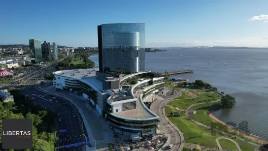 Sala Comercial à venda, 34m² no Praia de Belas, Porto Alegre
