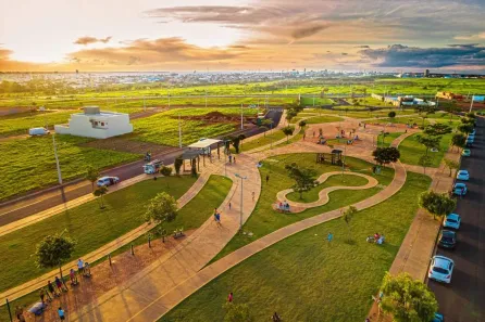 Lote/Terreno à venda, 473m² no Jardim Ipanema, Uberlândia