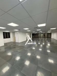 Sala Comercial para alugar, 322m² no Várzea da Barra Funda, São Paulo