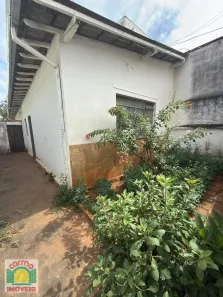 Casa com 2 Quartos para alugar, 67m² no Centro, Anápolis