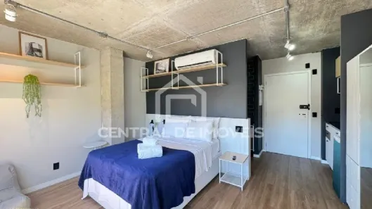 Kitnet com 1 Quarto para alugar, 28m² no Santa Cecília, Porto Alegre