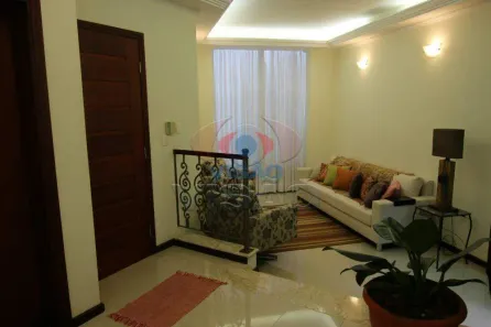 Sobrado com 3 Quartos à venda, 247m² no Jardim Regina, Indaiatuba