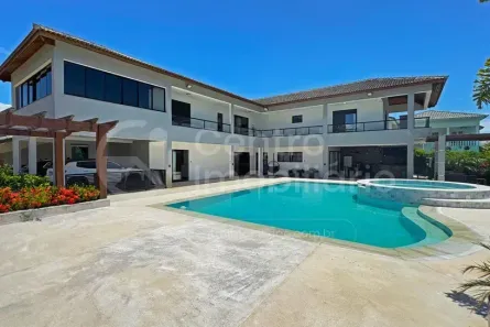 Casa de Condomínio com 4 Quartos à venda, 443m² no , Peruíbe