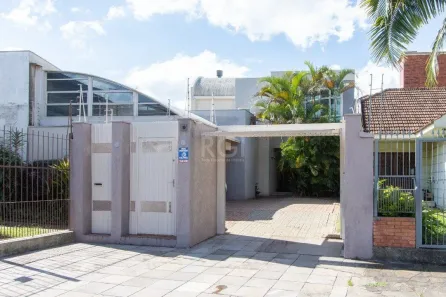 Casa com 4 Quartos à venda, 286m² no Teresópolis, Porto Alegre