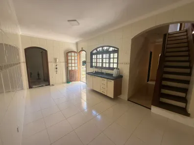 Sobrado com 3 Quartos à venda, 132m² no Alto Ipiranga, Mogi das Cruzes
