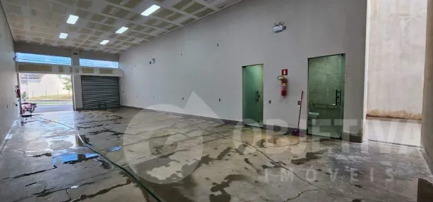 Galpão/Depósito/Armazém para alugar, 145m² no Alto Umuarama, Uberlândia